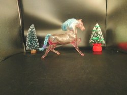 pink horse blue mane